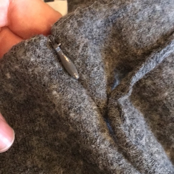 Vitrin Design Knit Gray White Midi Skirt size Small - Picture 8 of 8